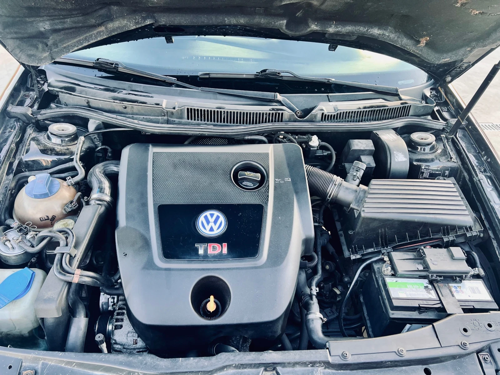 VW Golf 1.9 TDI 116ks 6sp, снимка 12 - Автомобили и джипове - 53832268