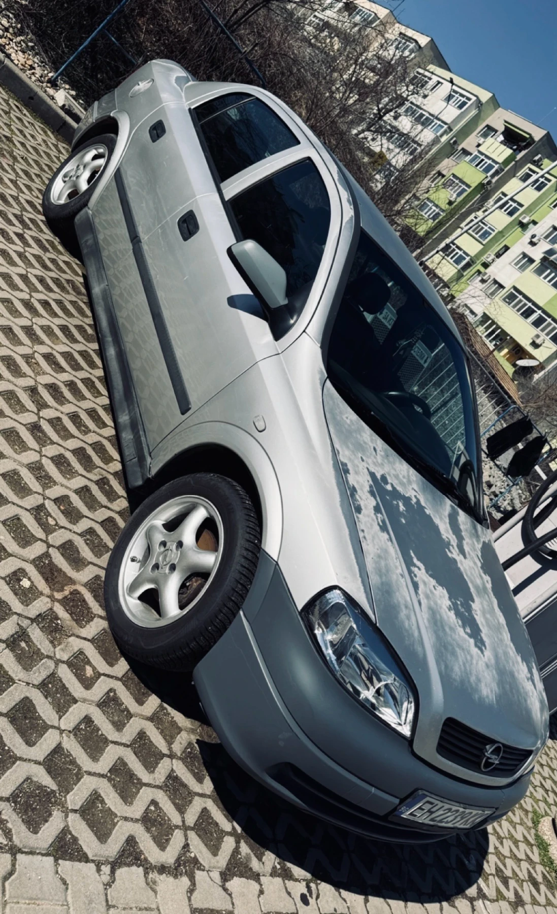 Opel Astra Седан, снимка 2 - Автомобили и джипове - 53880451