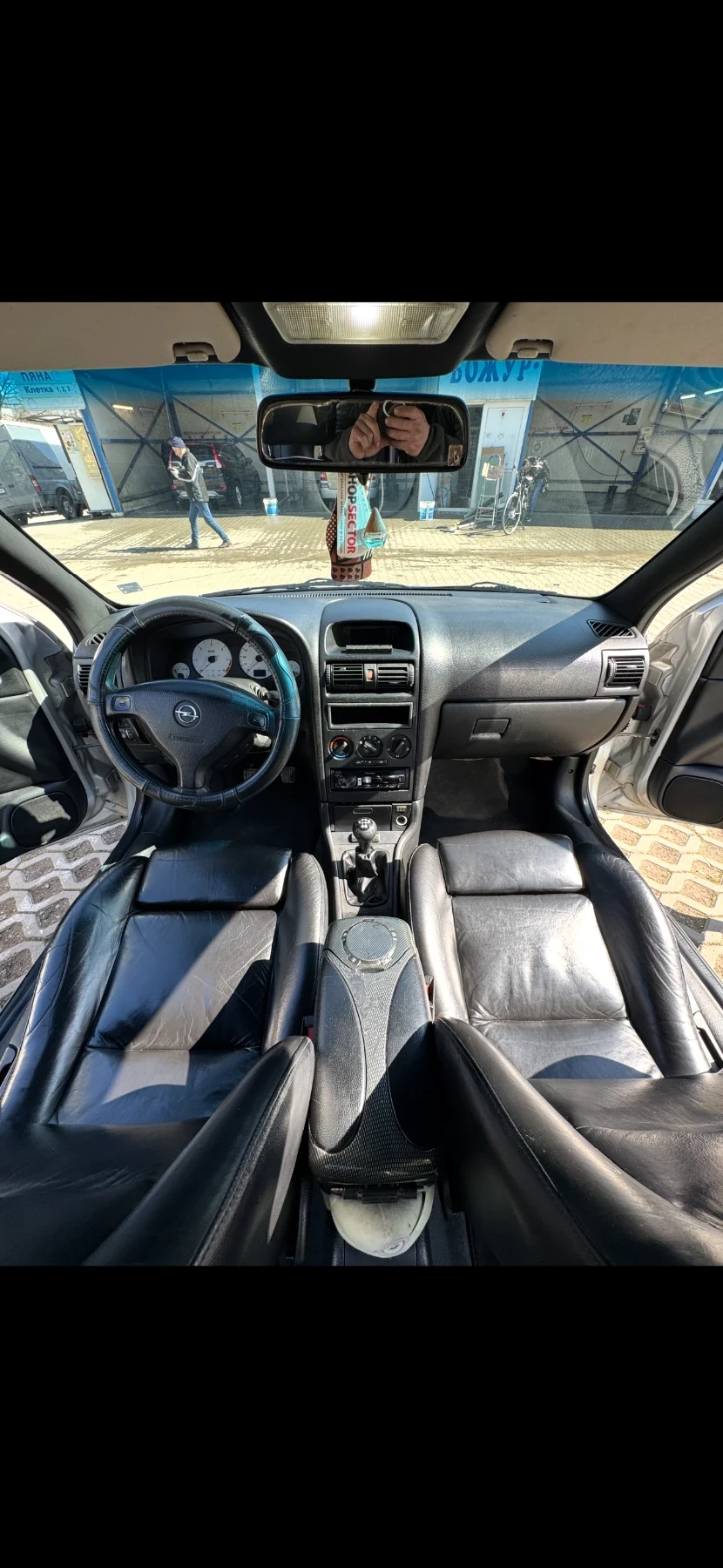 Opel Astra Седан, снимка 9 - Автомобили и джипове - 53880451