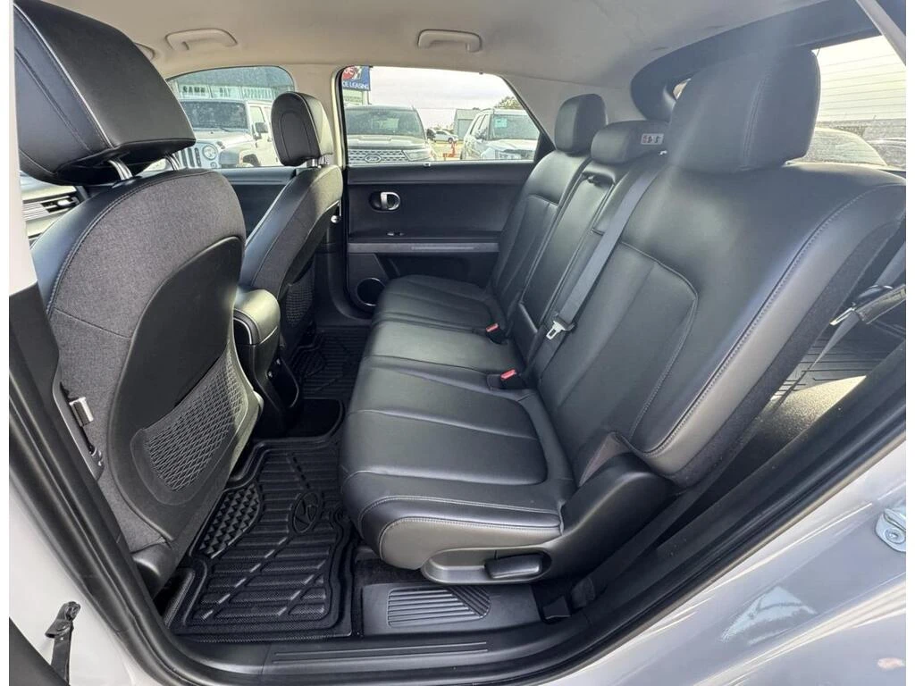 Hyundai Ioniq 5 Preferred AWD Long Range w/Luxury Pkg, снимка 17 - Автомобили и джипове - 54031012