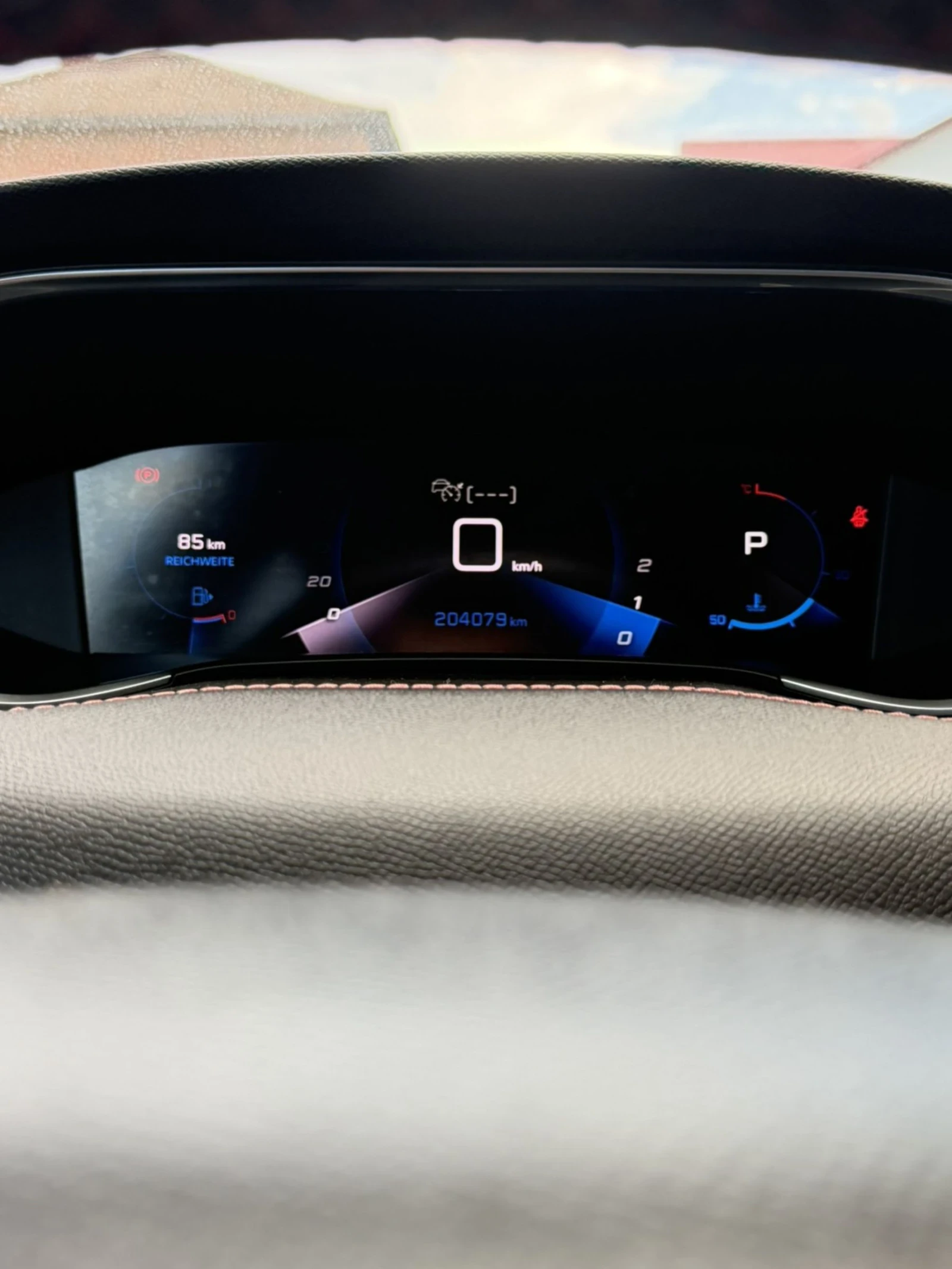 Peugeot 308 1.5 GT, снимка 15 - Автомобили и джипове - 54520419