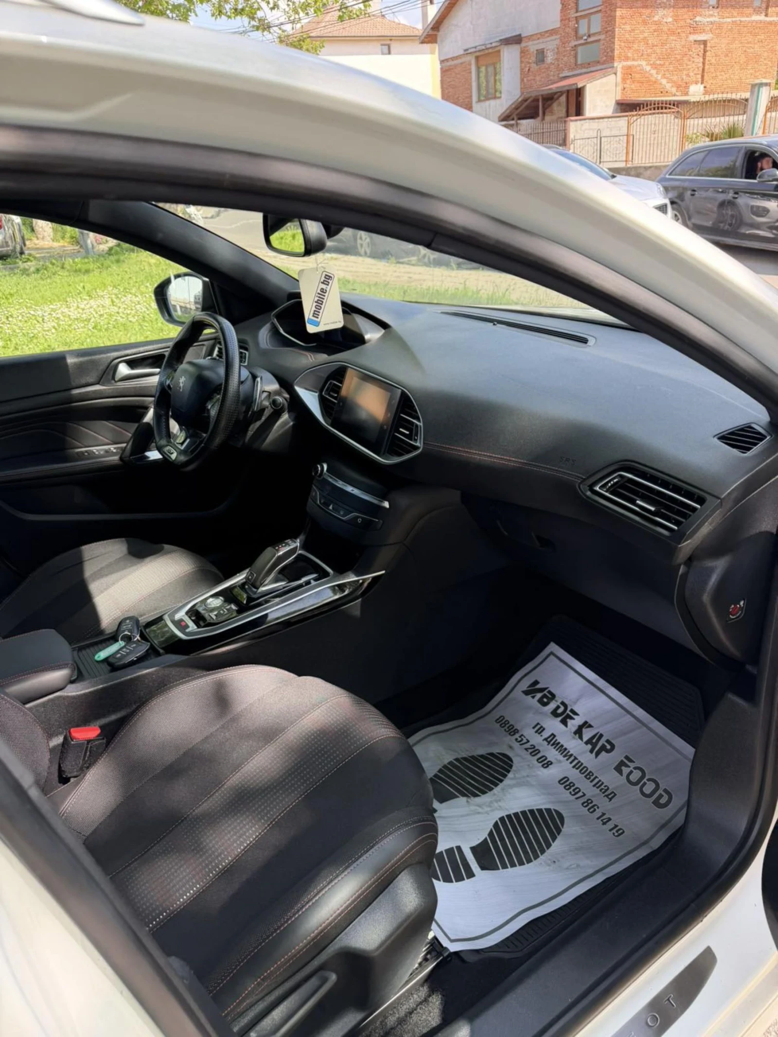 Peugeot 308 1.5 GT, снимка 11 - Автомобили и джипове - 54520419