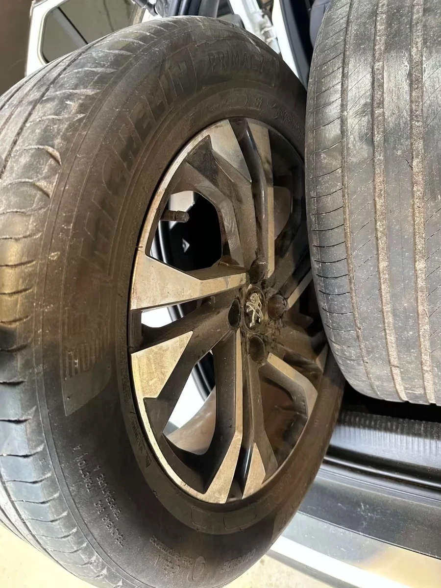 Peugeot 2008 Allure 1.5d aut. 131ps DK, снимка 10 - Автомобили и джипове - 54622860