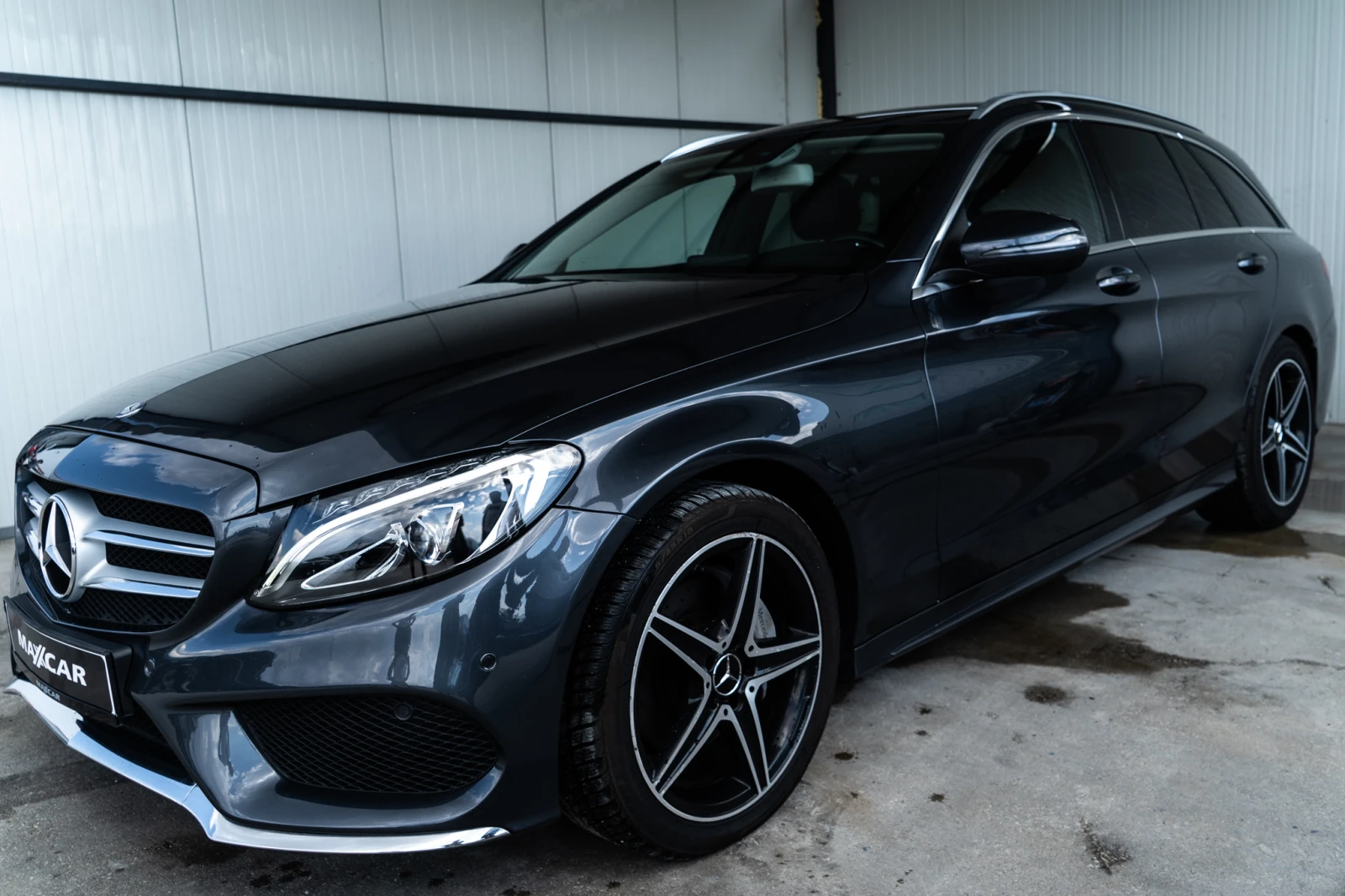 Mercedes-Benz C 220 D = ТЕГЛИЧ = РЪЧКА = ТОП = ГАРАНЦИЯ = ЛИЗИНГ, снимка 2 - Автомобили и джипове - 55168433