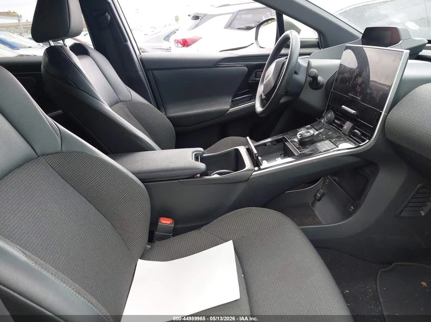 Toyota bZ4X XLE, снимка 5 - Автомобили и джипове - 55233535