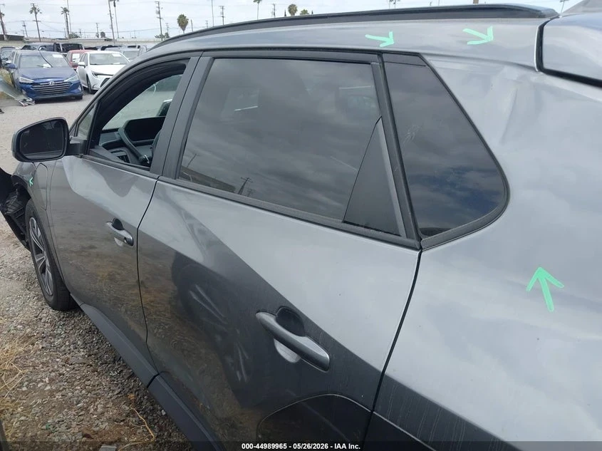 Toyota bZ4X XLE, снимка 13 - Автомобили и джипове - 55233535
