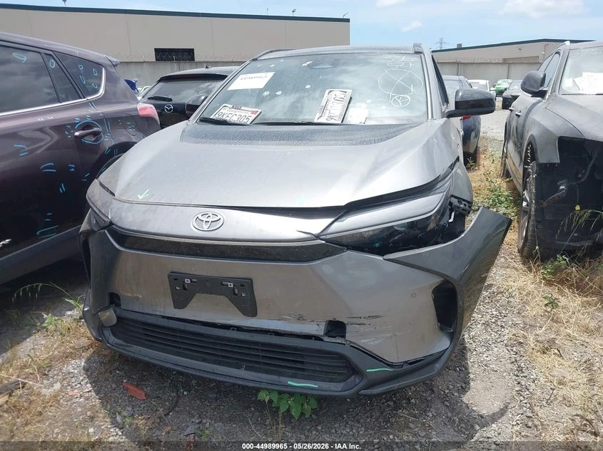 Toyota bZ4X XLE, снимка 11 - Автомобили и джипове - 55233535
