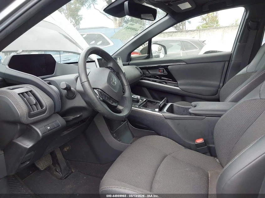 Toyota bZ4X XLE, снимка 16 - Автомобили и джипове - 55233535