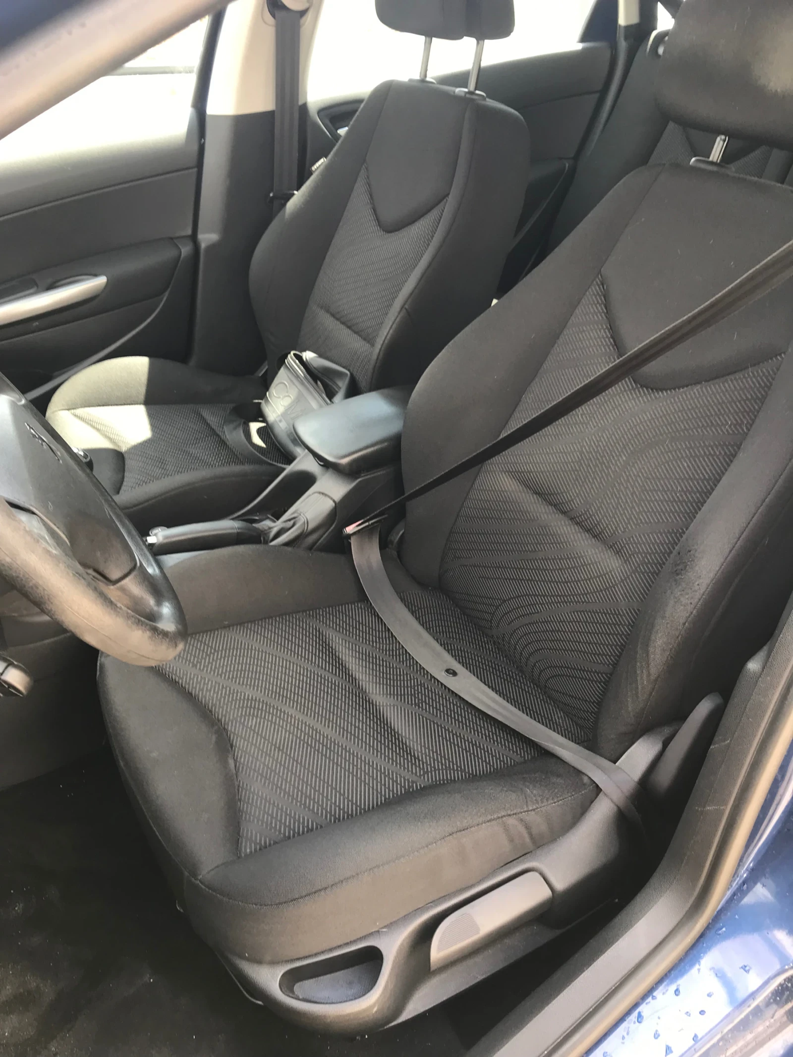 Peugeot 308 1.6Hdi 109 6ck, снимка 10 - Автомобили и джипове - 55563871