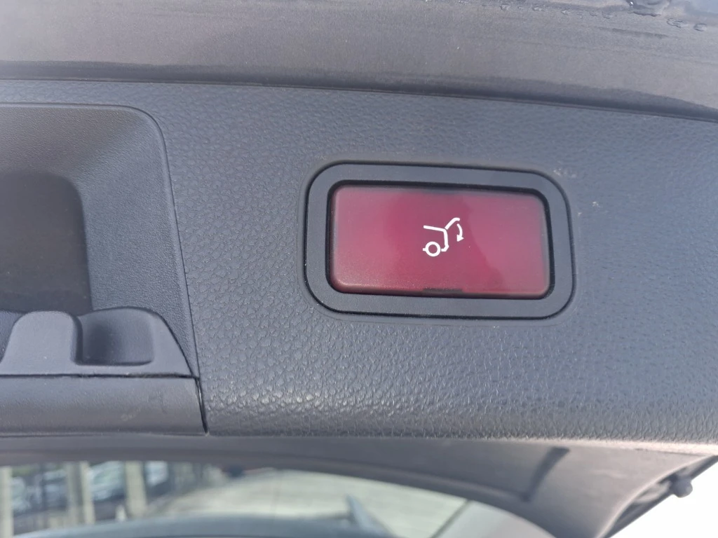 Mercedes-Benz CLK, снимка 4 - Автомобили и джипове - 55975669