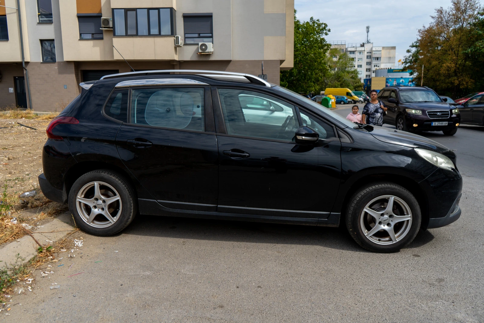 Peugeot 2008, снимка 2 - Автомобили и джипове - 56056356