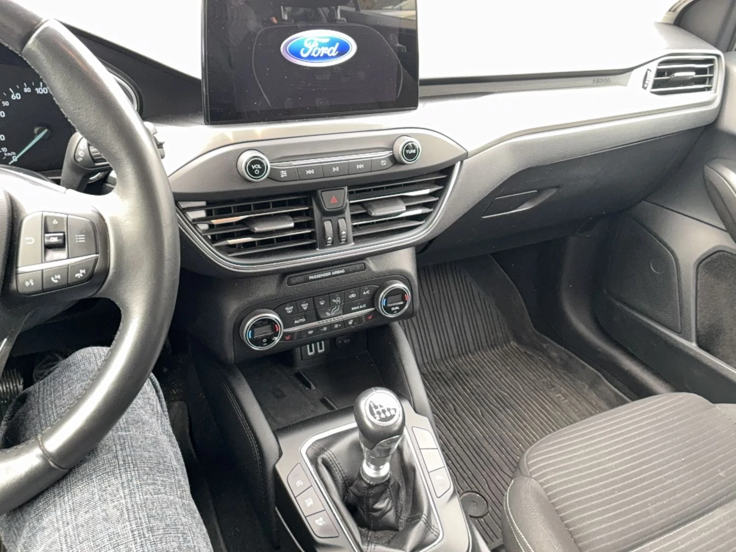Ford Focus Turnier titanium, снимка 8 - Автомобили и джипове - 56370781