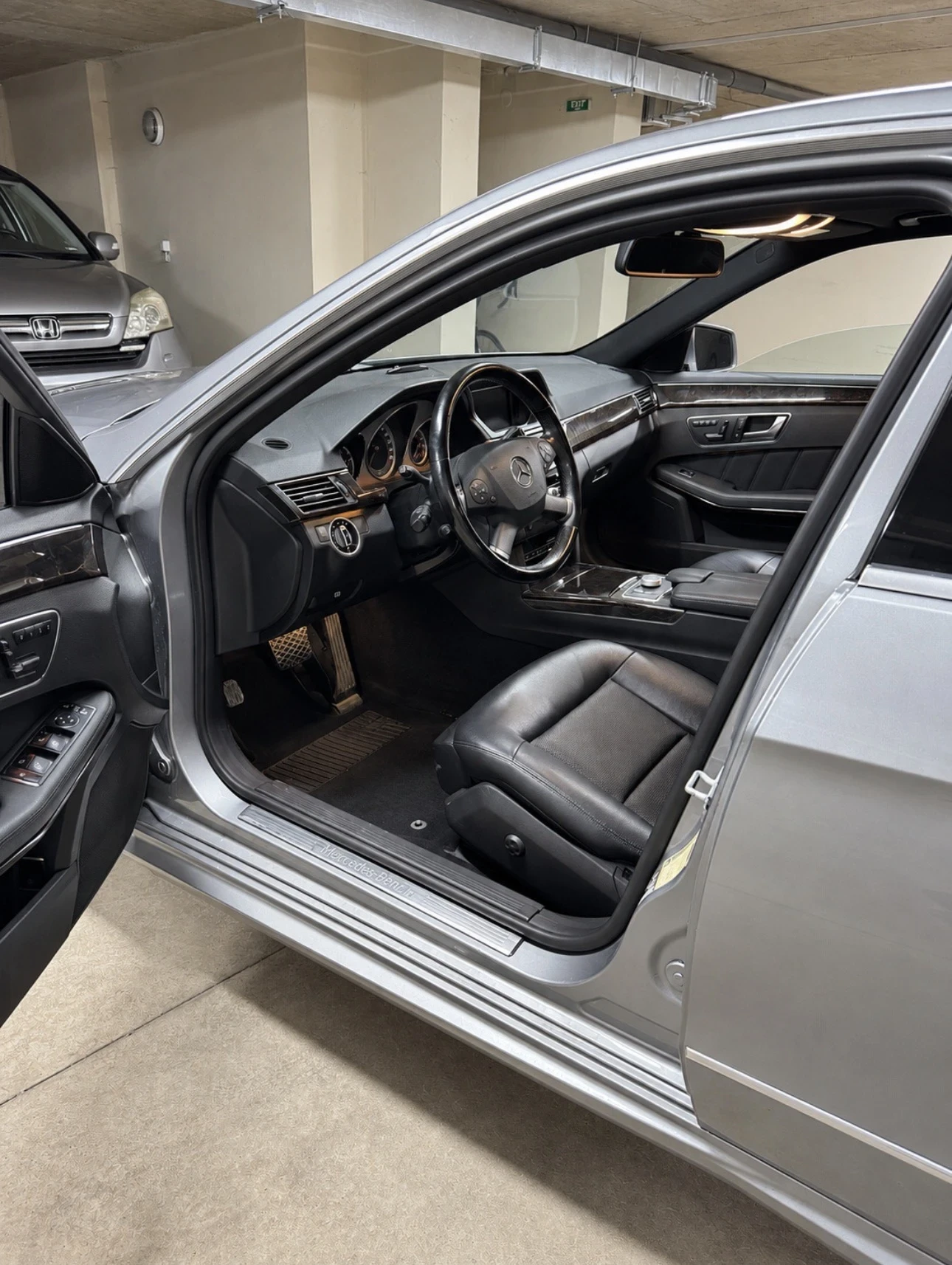 Mercedes-Benz E 300 3.5 V6  4- Matic ��� ����� | Mobile.bg � ����������� 3