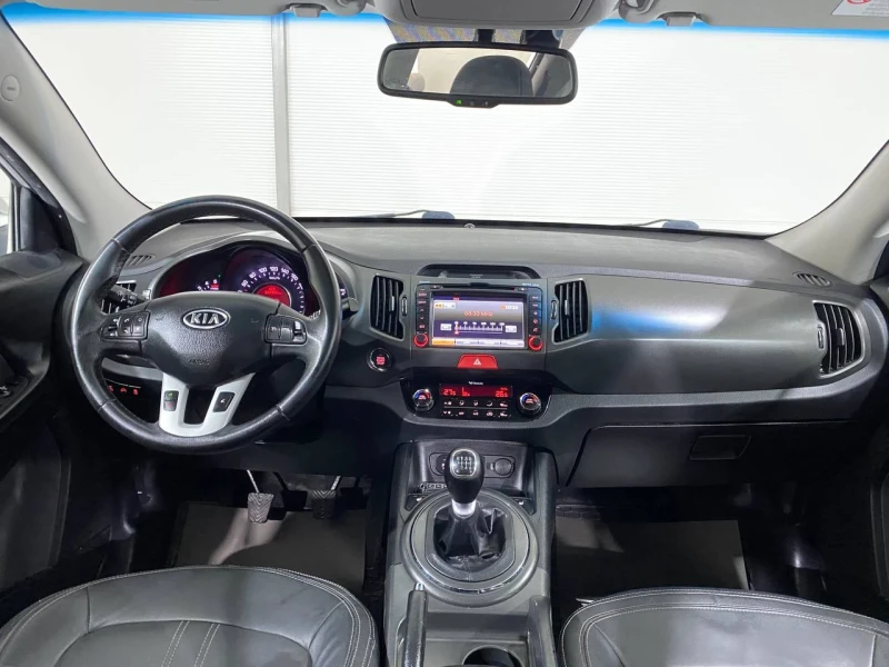 Kia Sportage 2.0CRDI * Camera* NAVI* , снимка 8 - Автомобили и джипове - 48701159