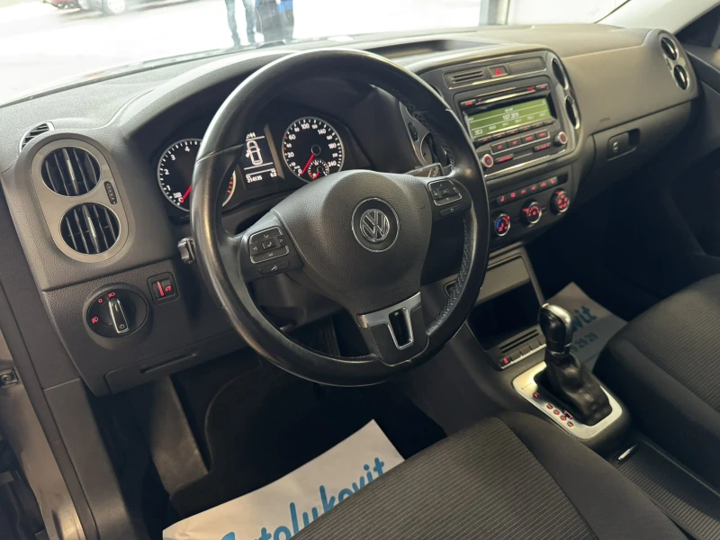 VW Tiguan 2.0TSI 4X4, снимка 8 - Автомобили и джипове - 49679072