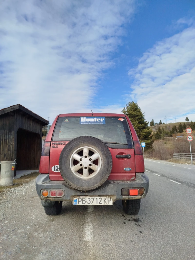 Nissan Terrano 2.4i GLX, снимка 3 - Автомобили и джипове - 53072867