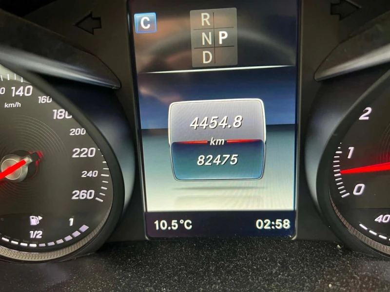 Mercedes-Benz GLC * 300 * CARFAX * ЦЕНА ДО БГ, снимка 10 - Автомобили и джипове - 53306864