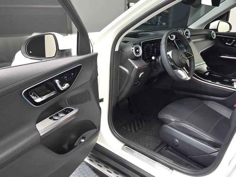 Mercedes-Benz GLC GLC220 d 4MATIC| 194к.с., снимка 10 - Автомобили и джипове - 56255197