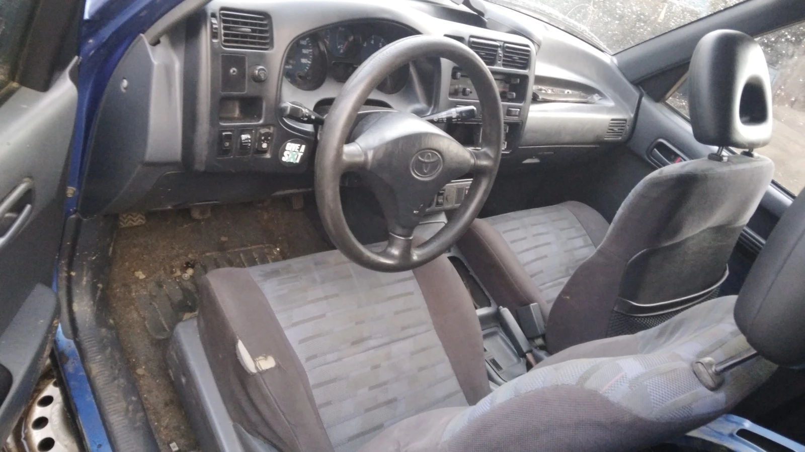 Toyota Rav4 2.0 129../ / | Mobile.bg   15