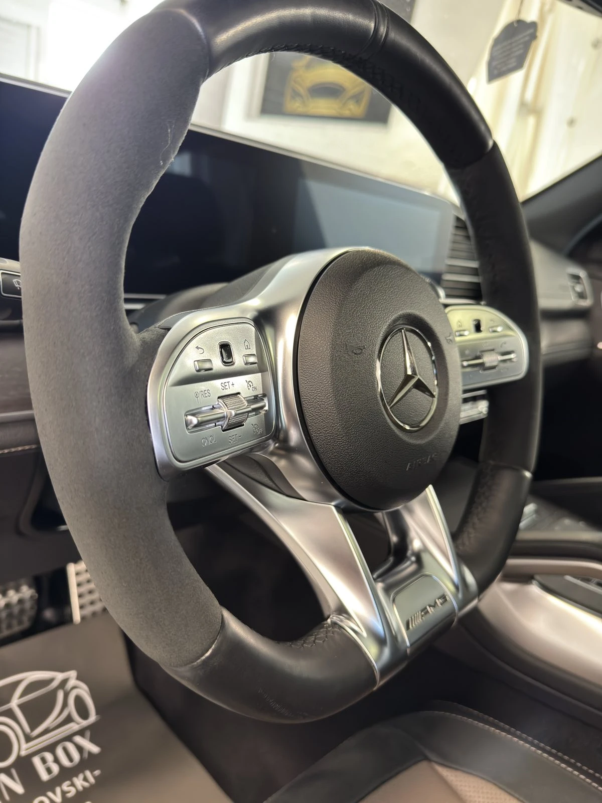 Mercedes-Benz GLE 53 4MATIC 7 Местен - изображение 8