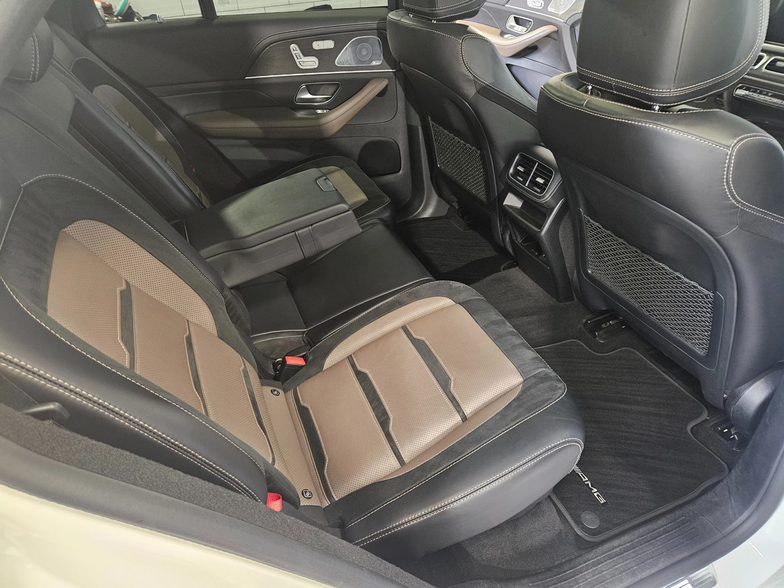Mercedes-Benz GLE 53 4MATIC 7 Местен - изображение 10