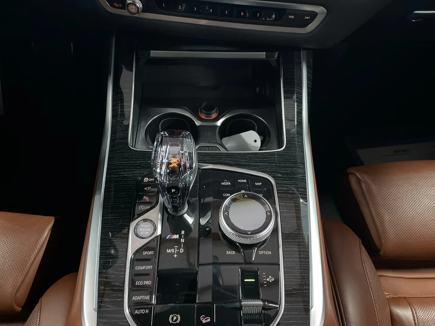 BMW X7 M50d/400HP/7S/PANO/LASER/HUD/AHK/360/H&K/MEMO/574g - изображение 9