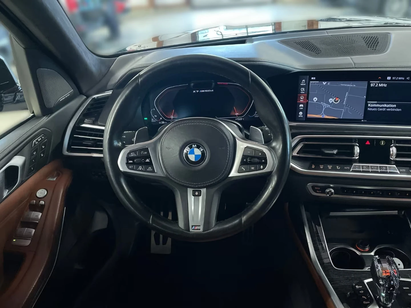 BMW X7 M50d/400HP/7S/PANO/LASER/HUD/AHK/360/H&K/MEMO/574g - изображение 7