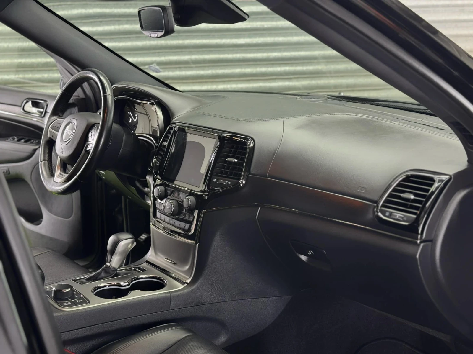 Jeep Grand cherokee 2020 3.6 Overland 160000km - изображение 5