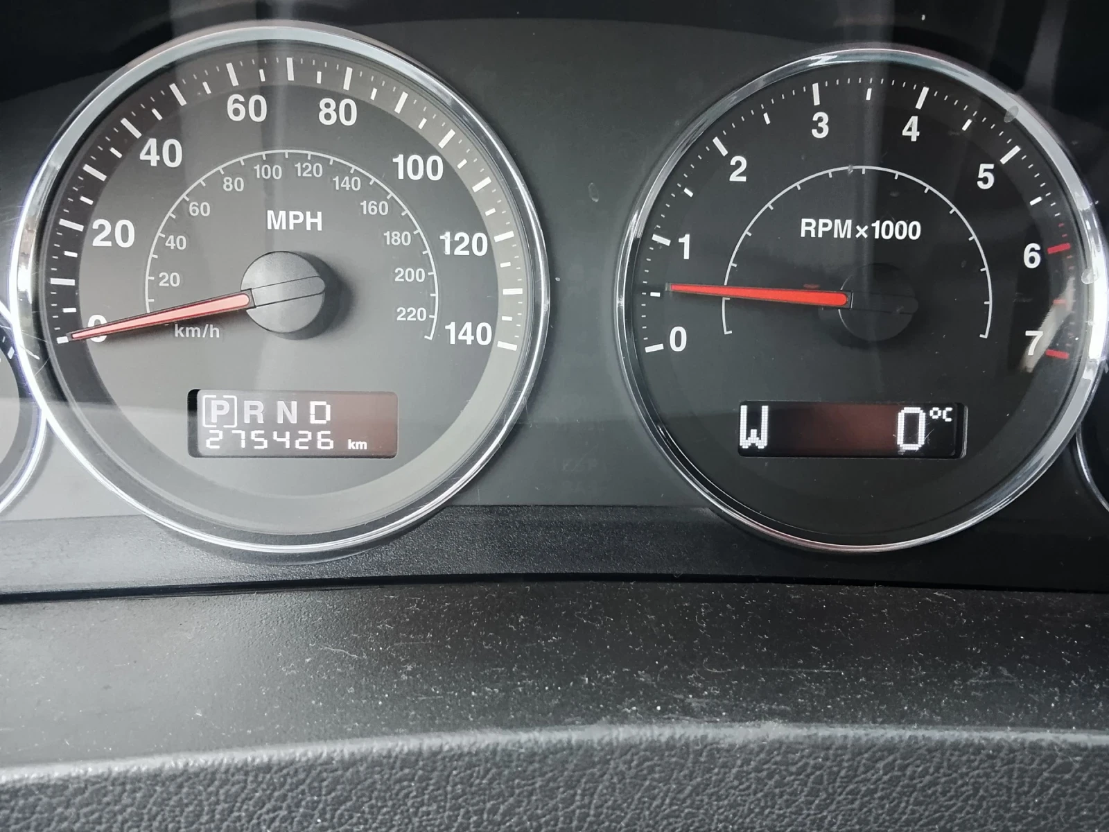 Jeep Grand cherokee 3.7 газ.инж., снимка 8 - Автомобили и джипове - 54154515