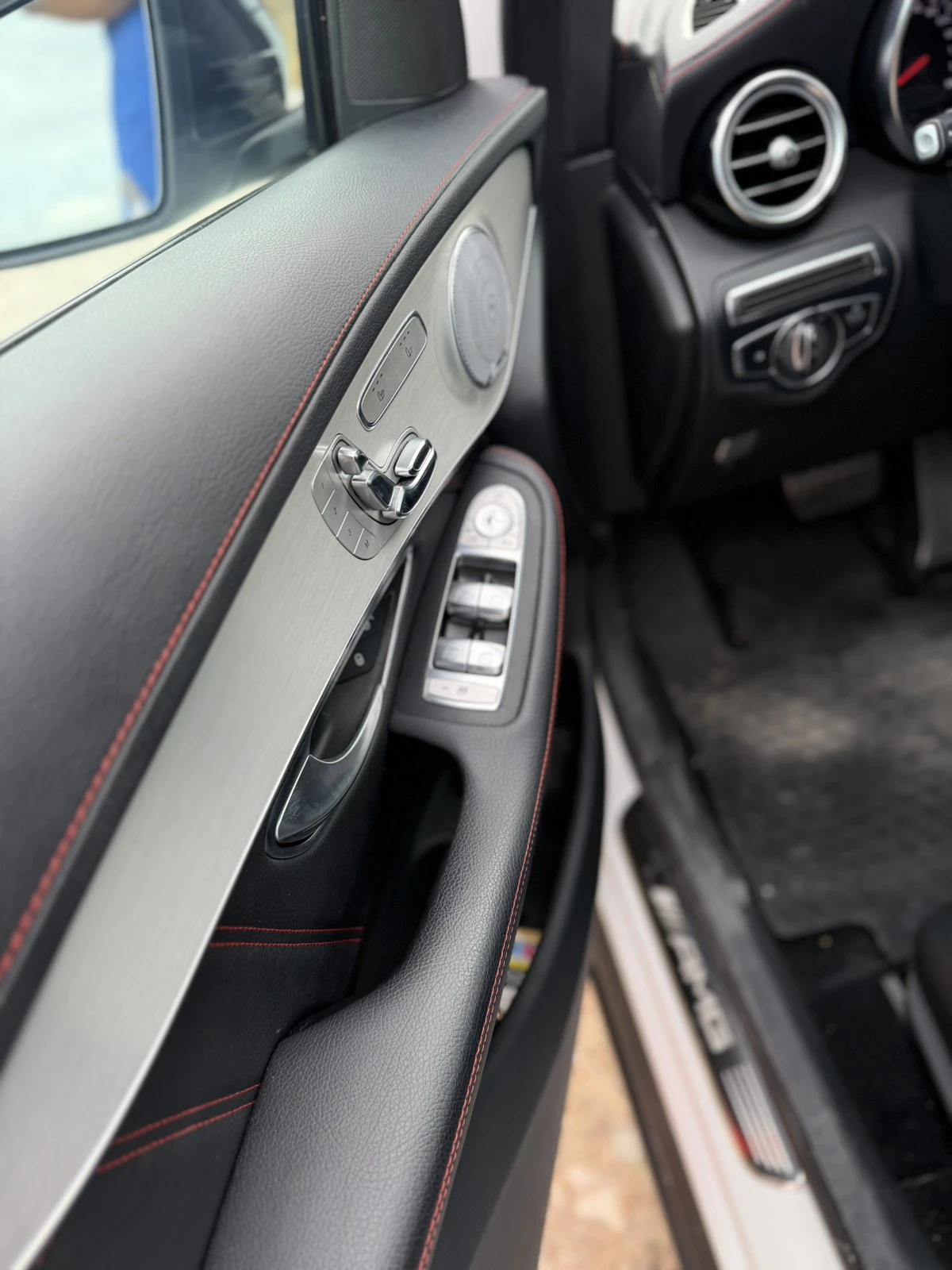 Mercedes-Benz GLC 43 AMG, снимка 7 - Автомобили и джипове - 54459175