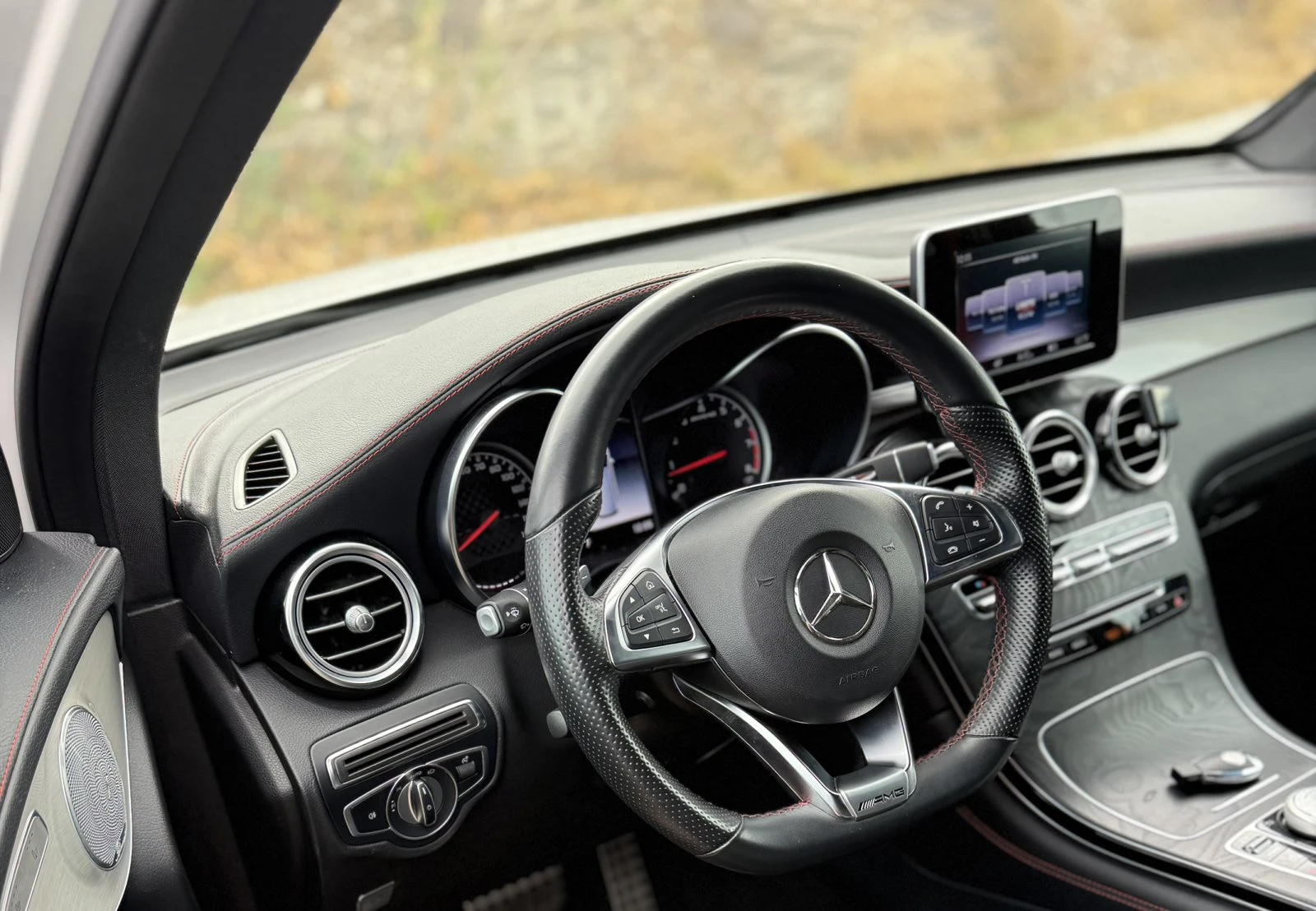 Mercedes-Benz GLC 43 AMG, снимка 10 - Автомобили и джипове - 54459175