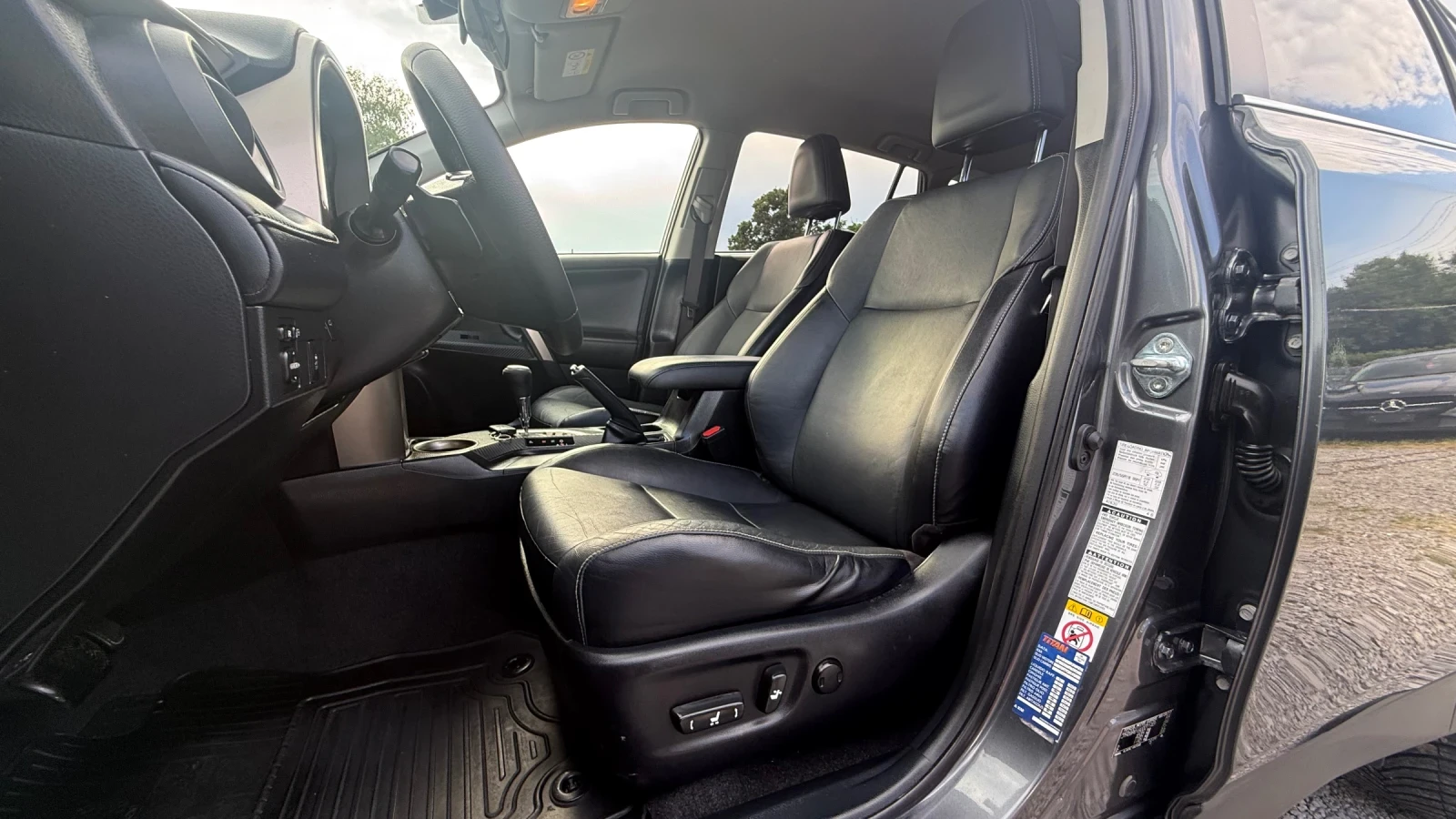 Toyota Rav4 2.2 D-CAT* Automatic* 4x4* Leather* Navi* Camera | Mobile.bg � ����������� 9