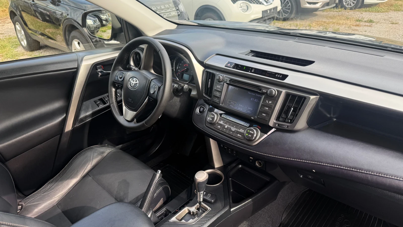 Toyota Rav4 2.2 D-CAT* Automatic* 4x4* Leather* Navi* Camera | Mobile.bg � ����������� 13