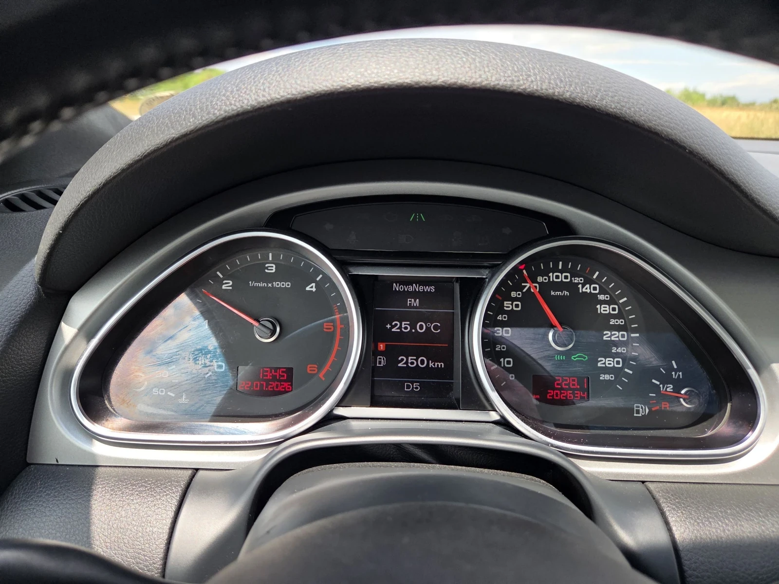 Audi Q7 S LINE+ / ПАНОРАМА / ОБСЛУЖЕНА 100%/ FULL FULL, снимка 10 - Автомобили и джипове - 55378597