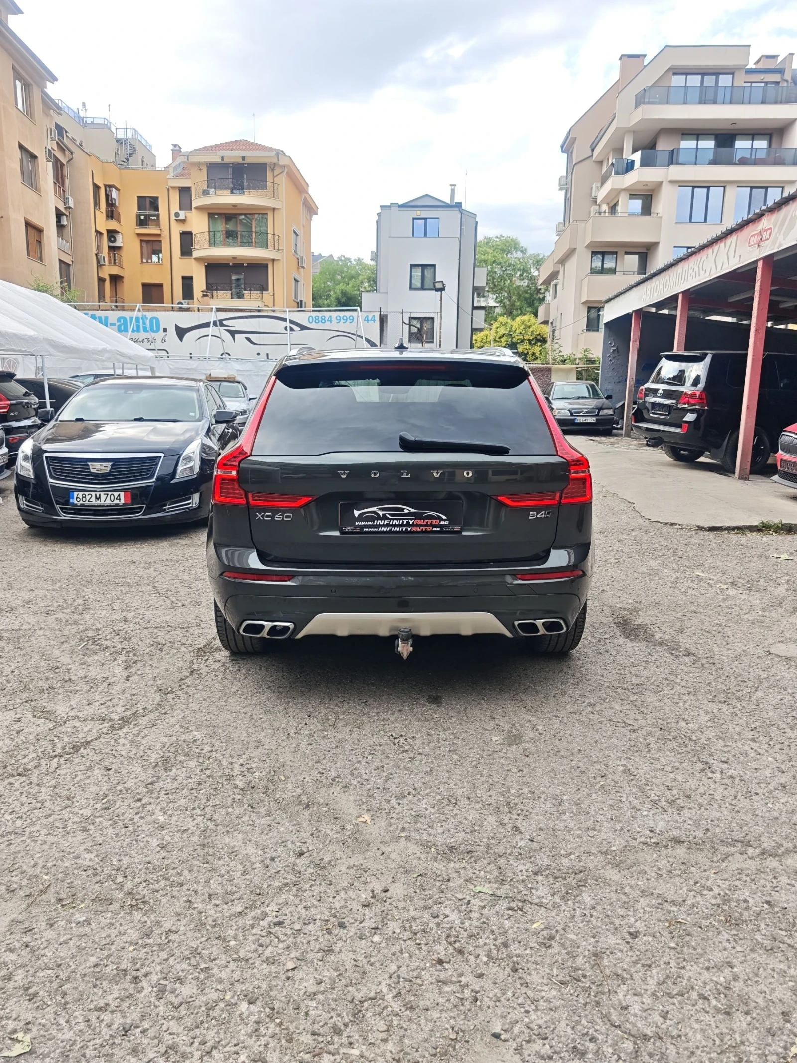 Volvo XC60 B4, HYBRID, AWD, КАМЕРА, ПОДГРЕВ, ДИСТРОНИК, ФУЛ!, снимка 3 - Автомобили и джипове - 55381983