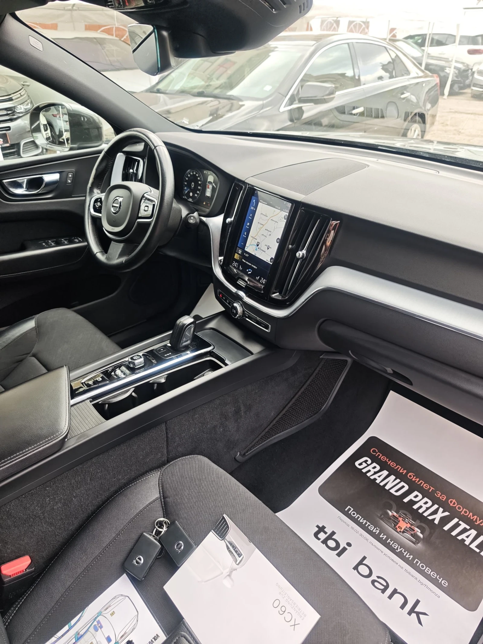Volvo XC60 B4, HYBRID, AWD, КАМЕРА, ПОДГРЕВ, ДИСТРОНИК, ФУЛ!, снимка 10 - Автомобили и джипове - 55381983