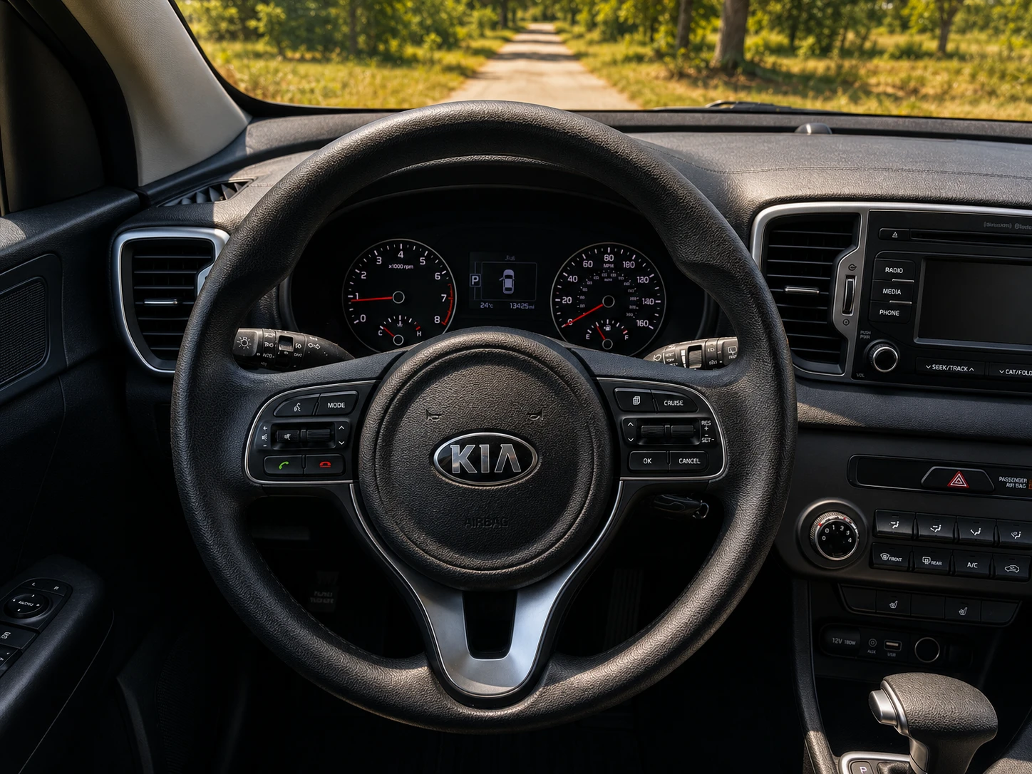 Kia Sportage AWD 2, 4 GDI, снимка 12 - Автомобили и джипове - 56027593