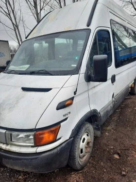 Iveco Daily Цял и на части, снимка 2