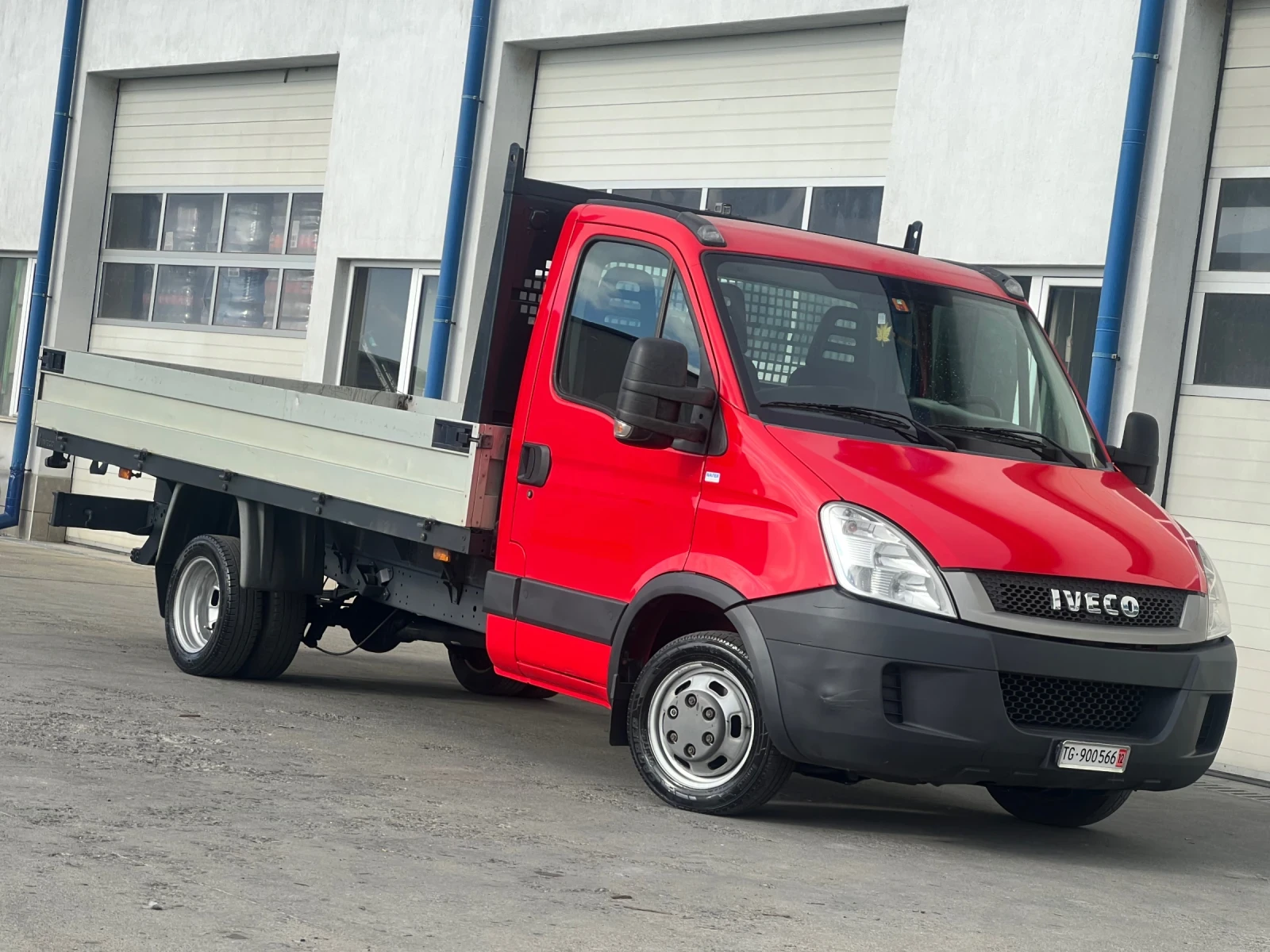 Iveco Daily 35c18 / 3.0L - 180к.с / Двойна гума / Б-категория, снимка 1