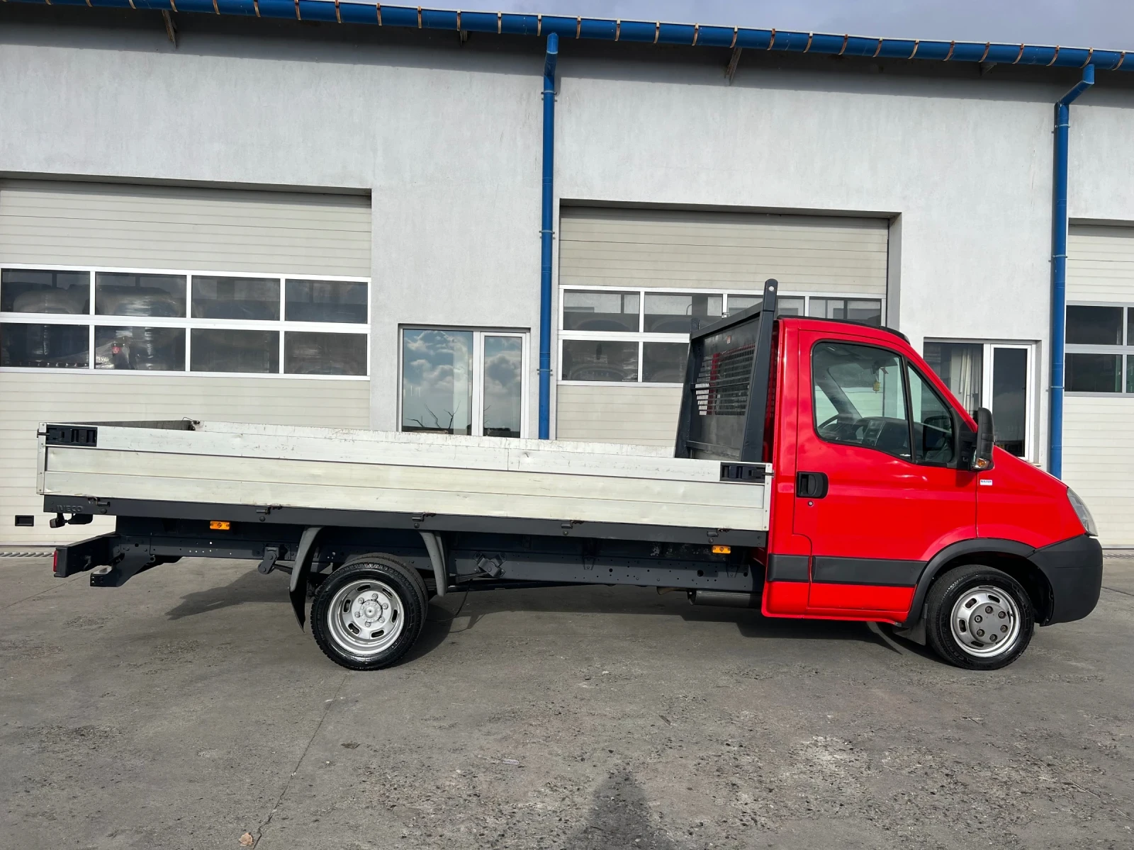 Iveco Daily 35c18 / 3.0L - 180к.с / Двойна гума / Б-категория - изображение 7
