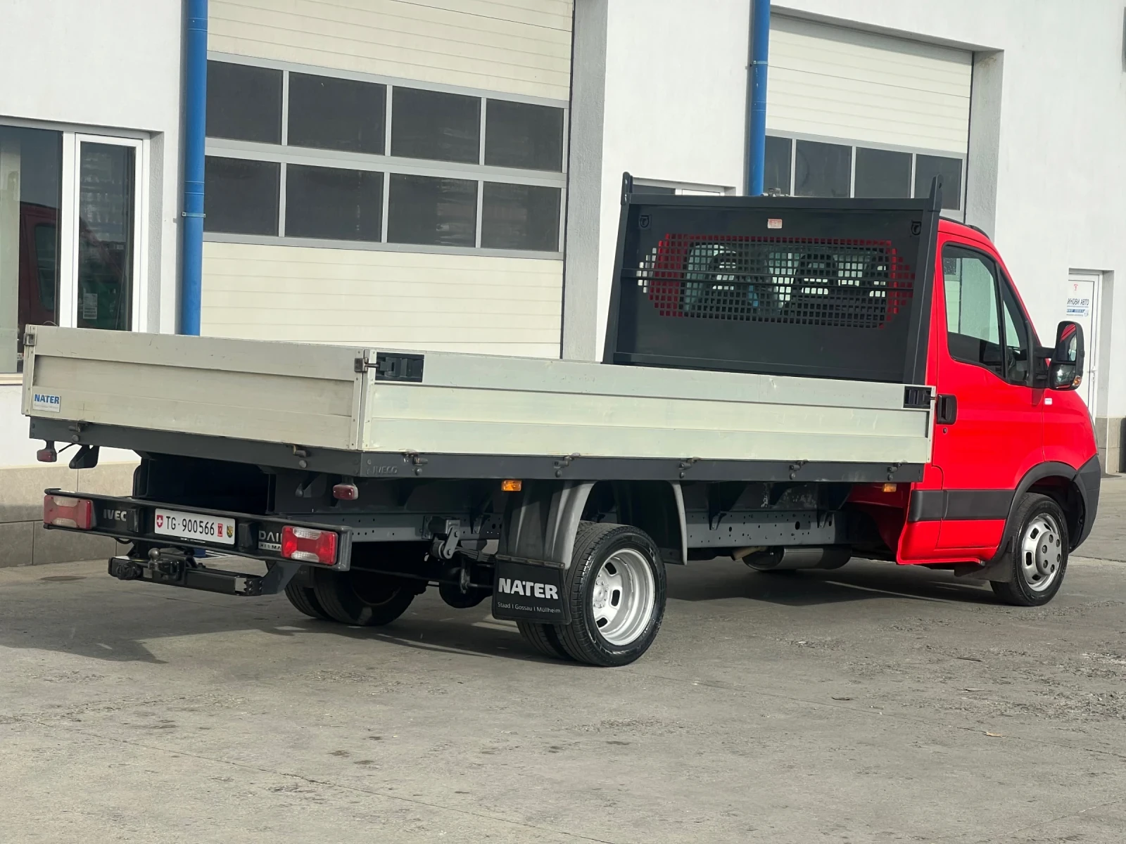 Iveco Daily 35c18 / 3.0L - 180к.с / Двойна гума / Б-категория - изображение 6