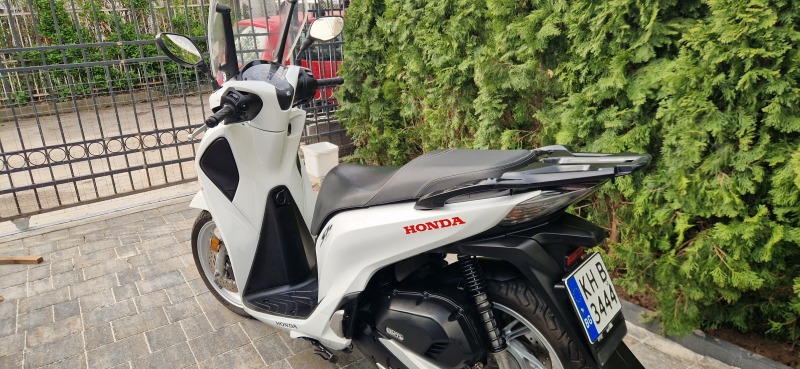Honda Sh ОТЛИЧЕН, снимка 3 - Мотоциклети и мототехника - 46426516