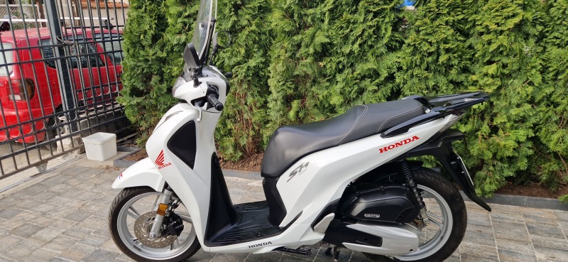 Honda Sh ОТЛИЧЕН, снимка 4 - Мотоциклети и мототехника - 46426516