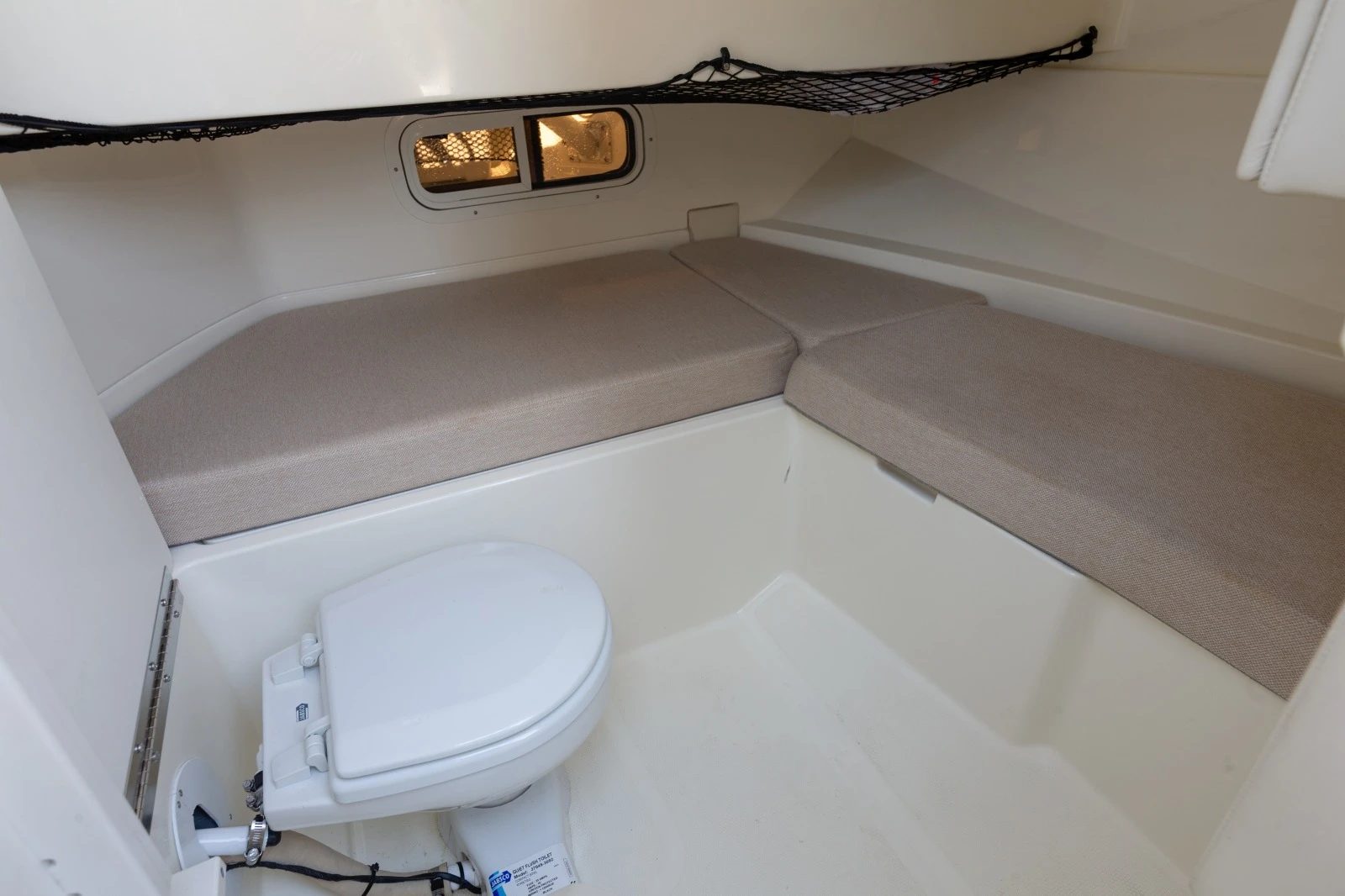   Sea Ray 250SDXO | Mobile.bg   16