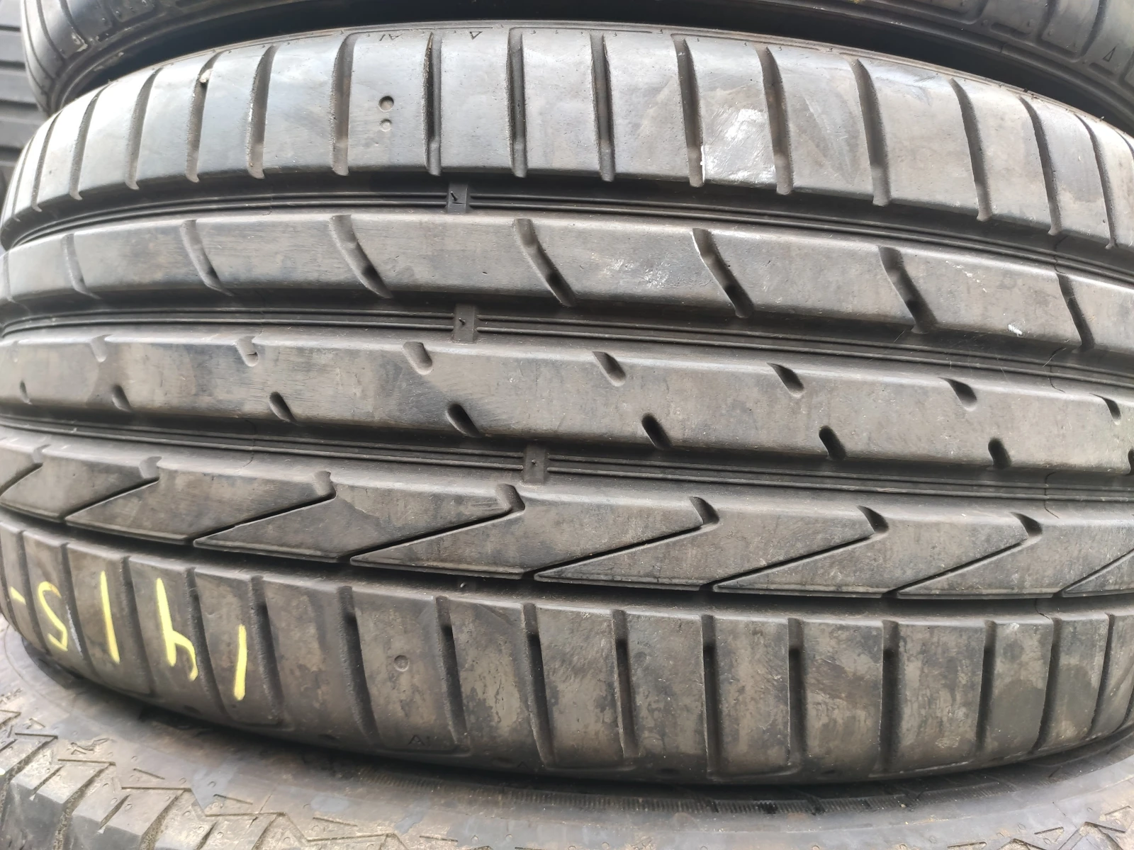 ���� 215/40R18 | Mobile.bg � ����������� 4