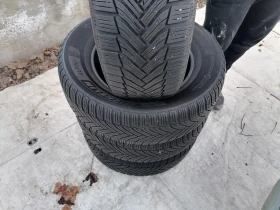 Гуми Зимни 215/65R16, снимка 2 - Гуми и джанти - 48648532