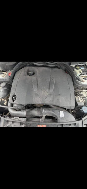 Mercedes-Benz C 220 Нов внос Германия, снимка 16