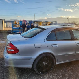     Mercedes-Benz E 500