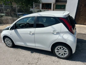 Обява за продажба на Toyota Aygo  Automat 1.0VVTI ~17 999 лв. - изображение 3
