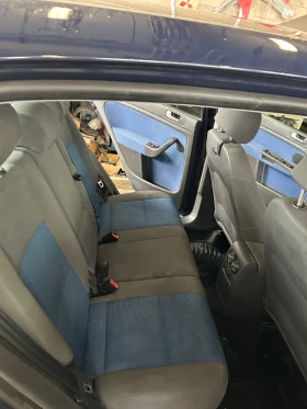 VW Golf Plus - 2200 € / 4302.83 лв. - 38100074 8